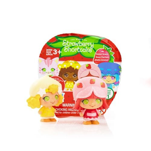 Strawberry Shortcake 1.5 IN CheeBee Mini-Figures Random Blind Pack