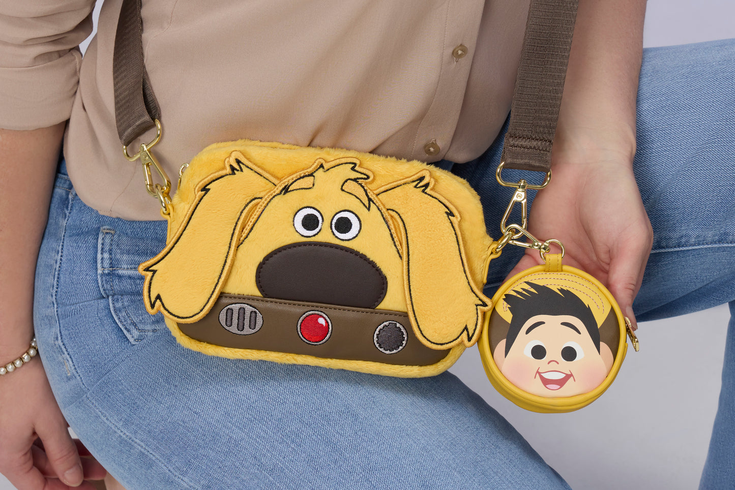 Up Dug Sling Crossbody Bag with Coin Bag